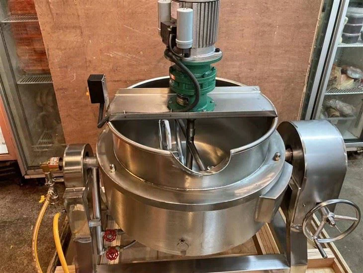 Elektr pidjakli choynak